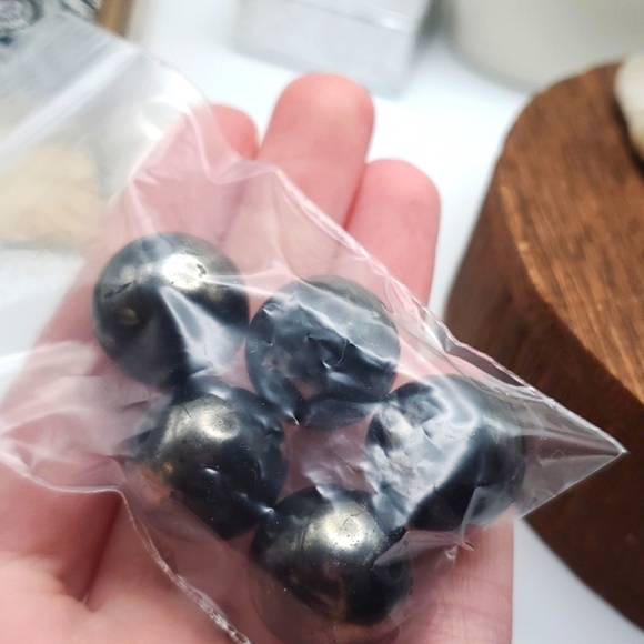 Chunky metallic ombre midnight black ballbeads